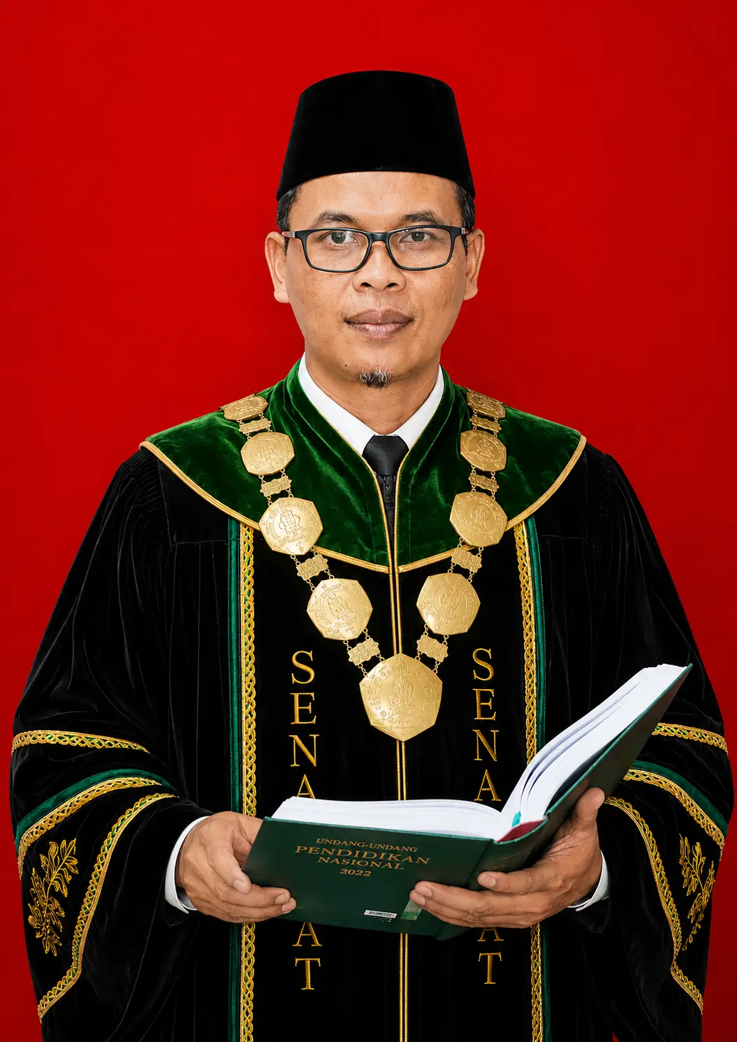 Dr. Khoirul Amri, M.Pd.I